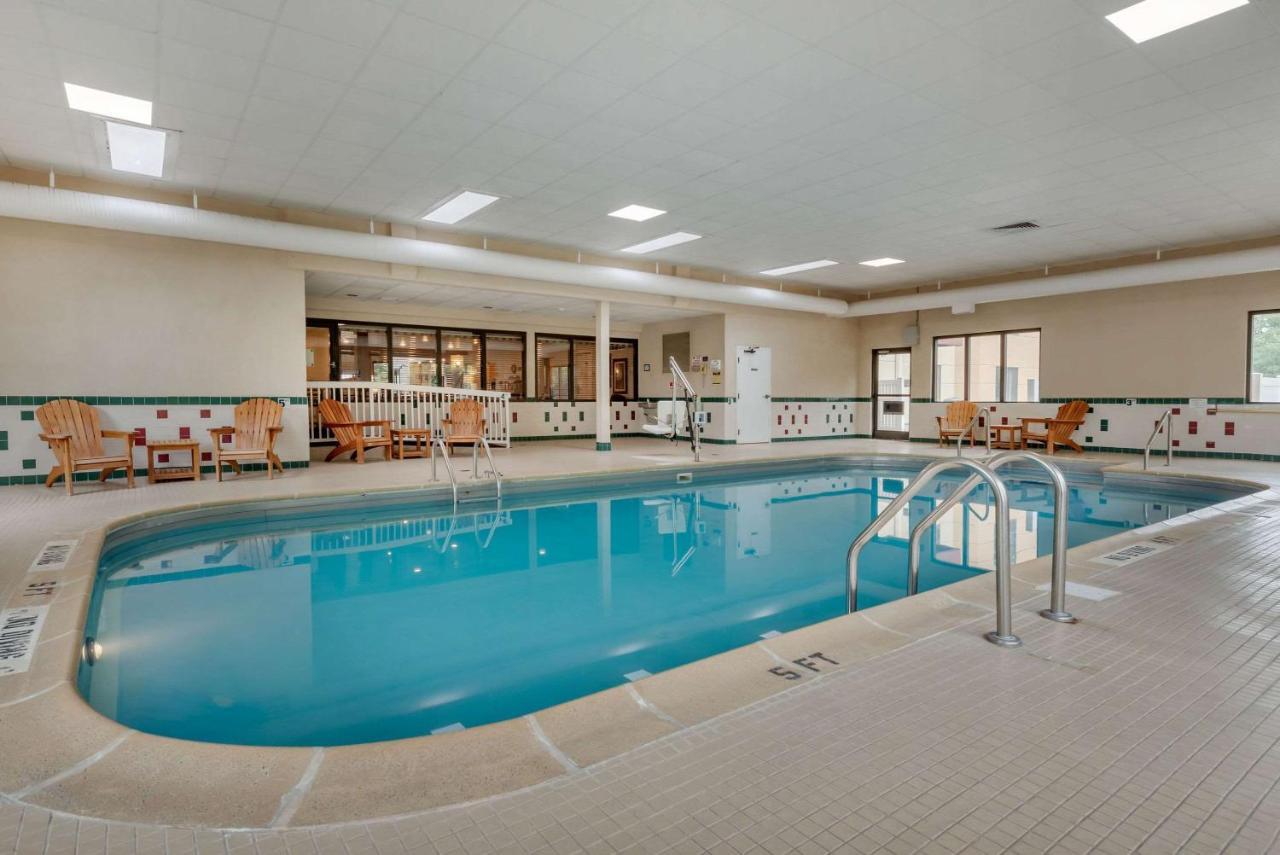 Comfort Suites Near Route 66 スプリングフィールド エクステリア 写真